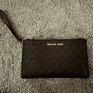 Michael Kors Double Zip Wristlet & Wallet